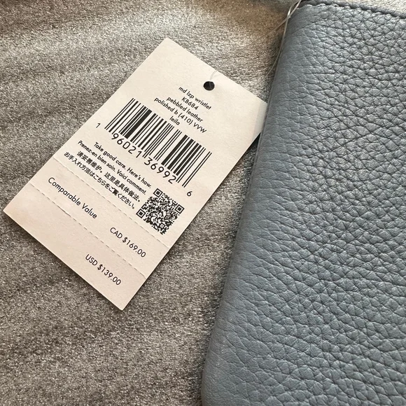 Kate Spade Cornflower Blue Clutch Women's Wallet Light Blue NWT - Picture 3 of 4